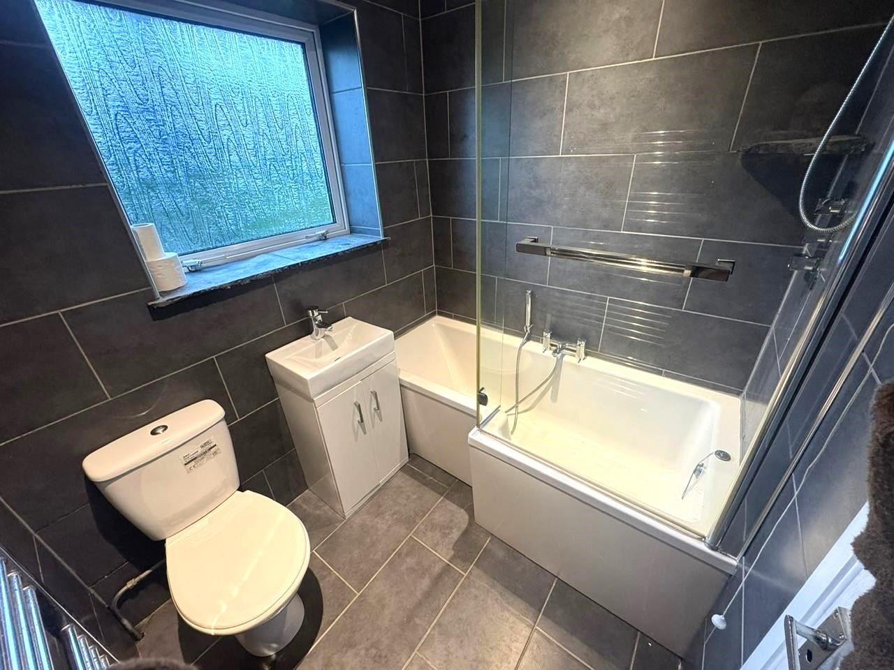 Solva Road, Clase, Swansea, SA6 7NU